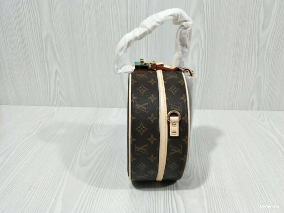 Affordable Vuitton Louis PETITE BOITE CHAPEAU 0722